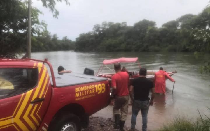 Corpo de homem é encontrado no Rio Verde, em Água Clara, na manhã desta terça-feira