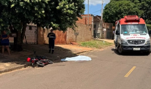 Trânsito: Caminhão-baú atropela e mata mulher de bicicleta elétrica