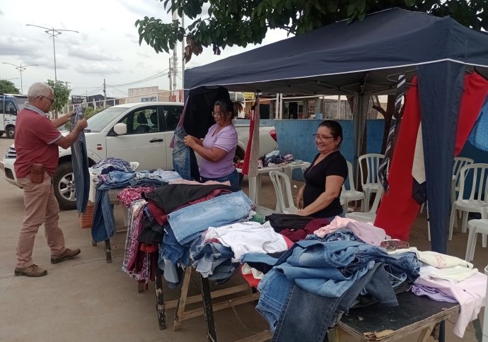 Em Água Clara, “Brechó da Bléia” oferece produtos de R$ 0,50 a R$ 15 em ótimo estado de conservação