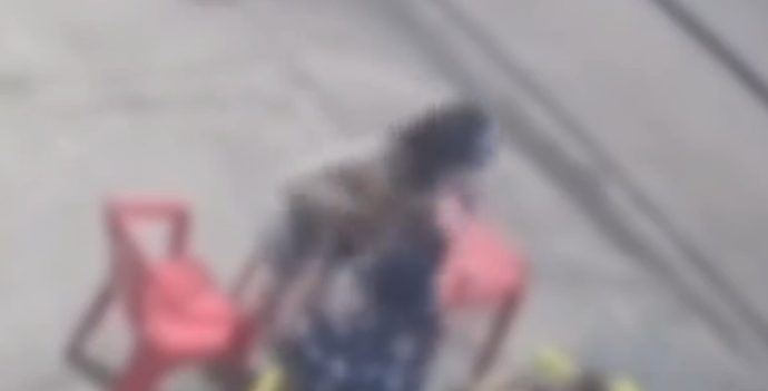 Mulher que agrediu filha de dois anos em bar perde a guarda da criança