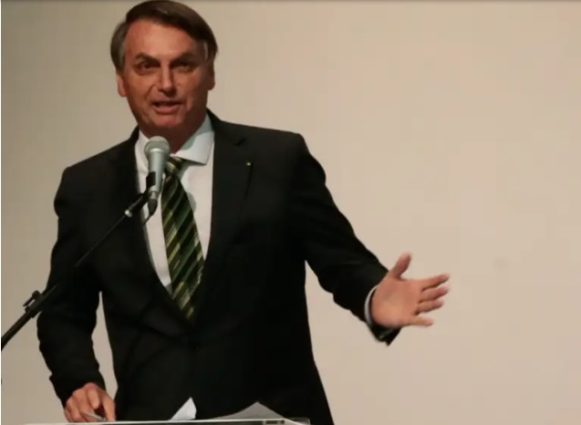Moraes diz que Bolsonaro pode ser absolvido, mas não acredita em volta ao poder
