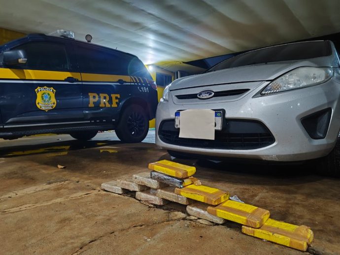 PRF apreende 11 Kg de cocaína em Água Clara (MS)