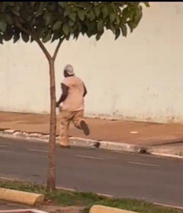 Homem que pegou celular e saiu correndo é ex- namorado da dona do aparelho