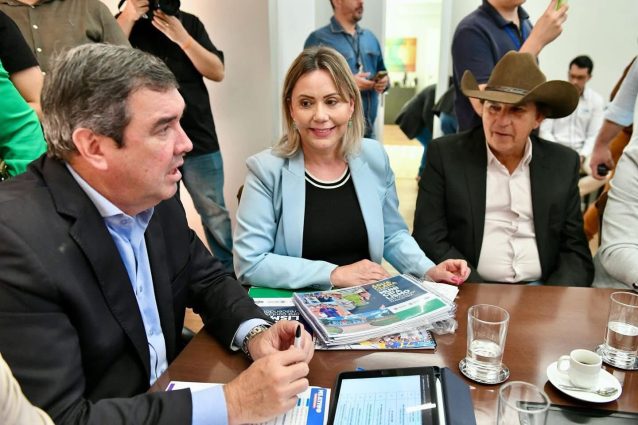 Prefeita Gerolina consegue junto ao governador Eduardo Riedel Pavimentação do Centro Velho de Água Clara