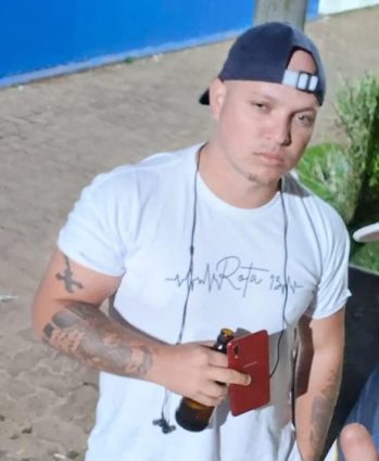 Em Agua Clara, mãe desmente notícia sobre suposta morte do filho em acidente com três vítimas