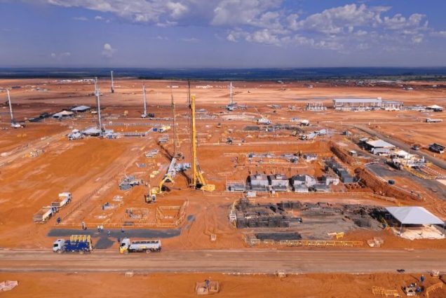 Construção da fábrica da Arauco em Inocência começa a enfrentar problemas de calote envolvendo terceirizadas